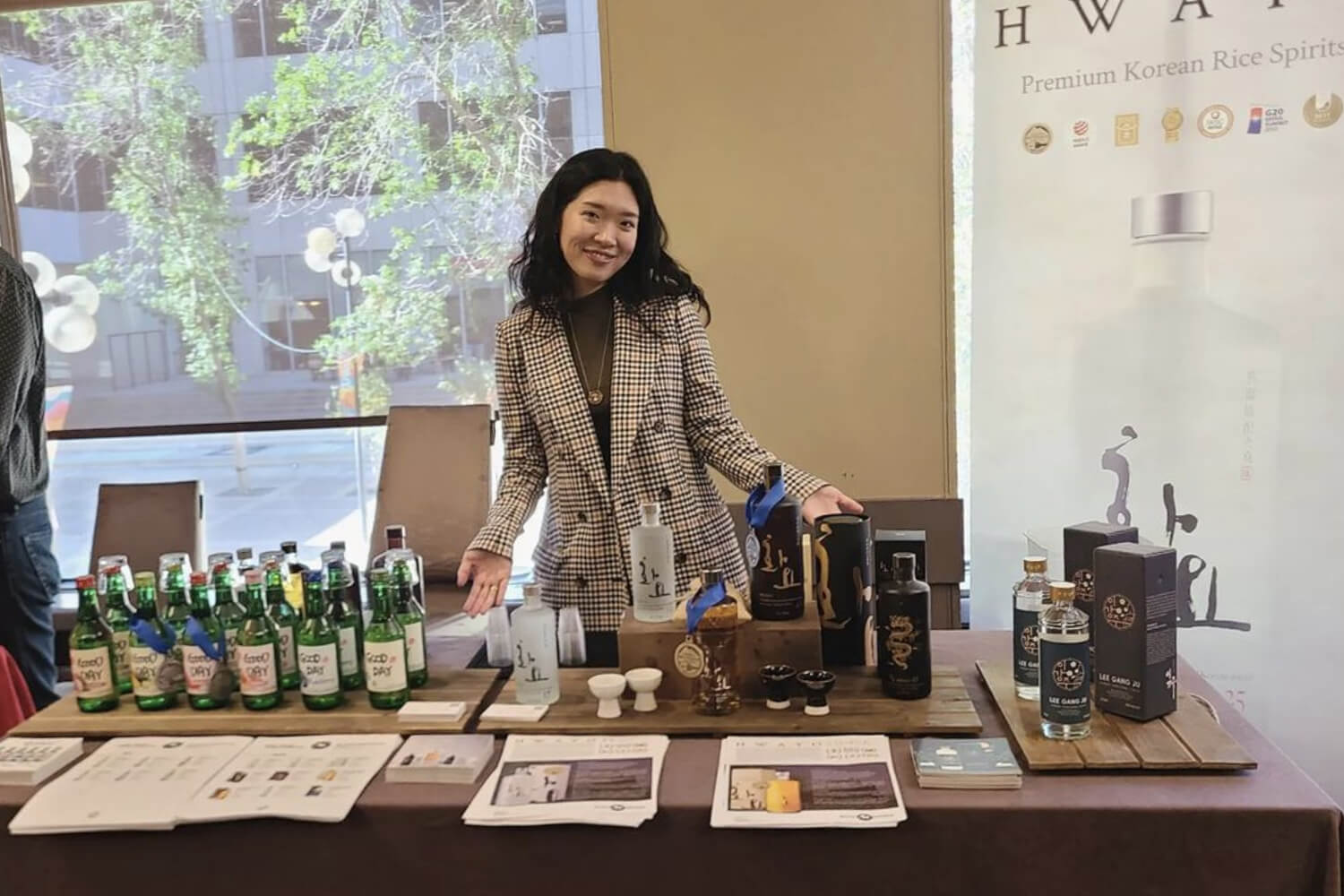 about us inviting image